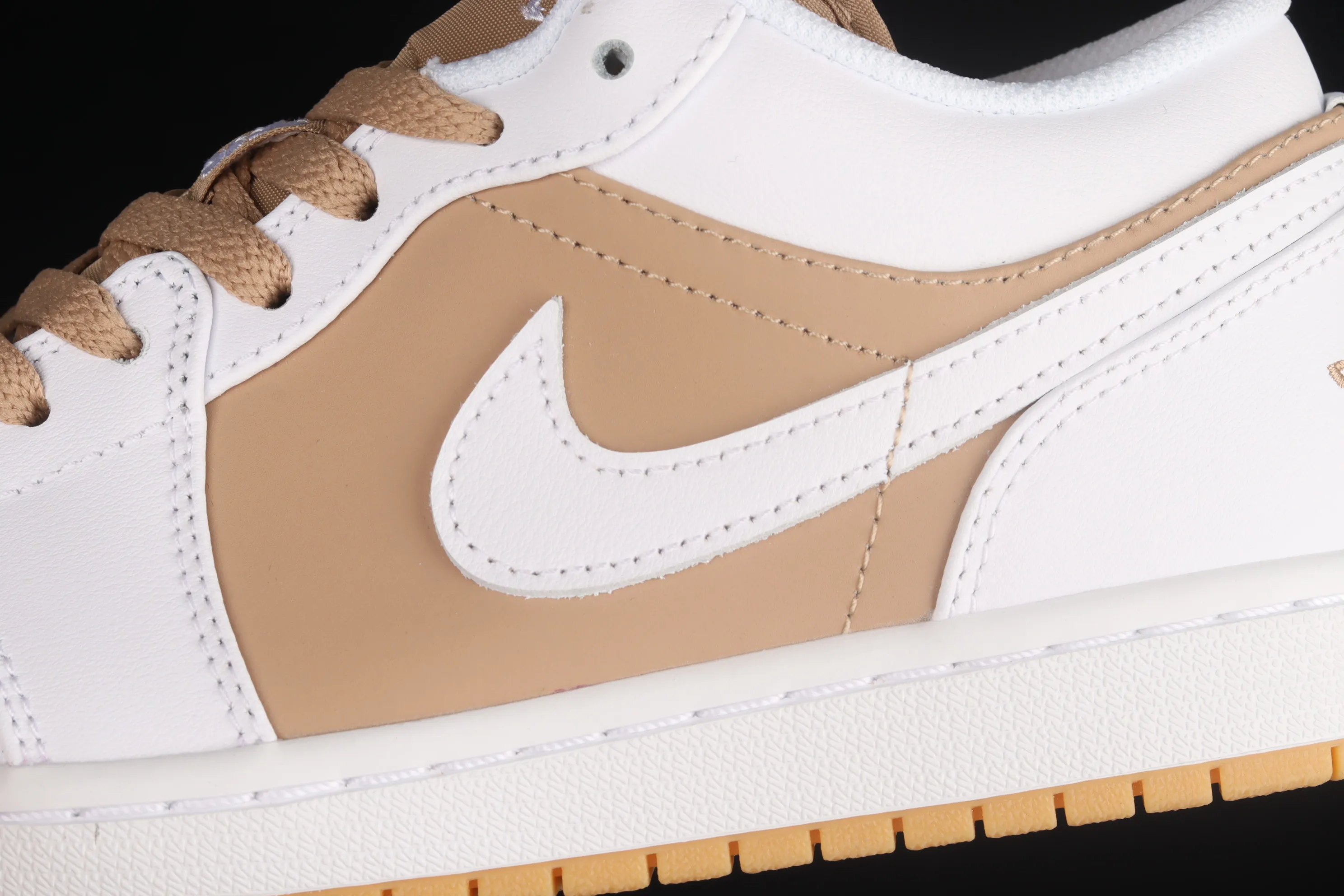 All categories Air Jordan Jordan series basketball shoes Air Jordan 1 Low G version pure original Air Jordan 1 Low AJ1 Joe 1 white and yellow low-top cultural and leisure sports sneakers DN6999-100